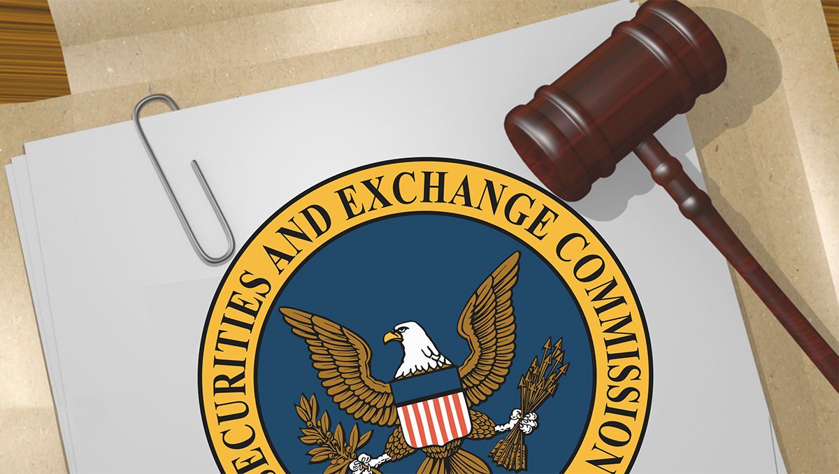 SEC có chức năng điều tra khởi kiện, ban hành quy định và cung cấp thông tin